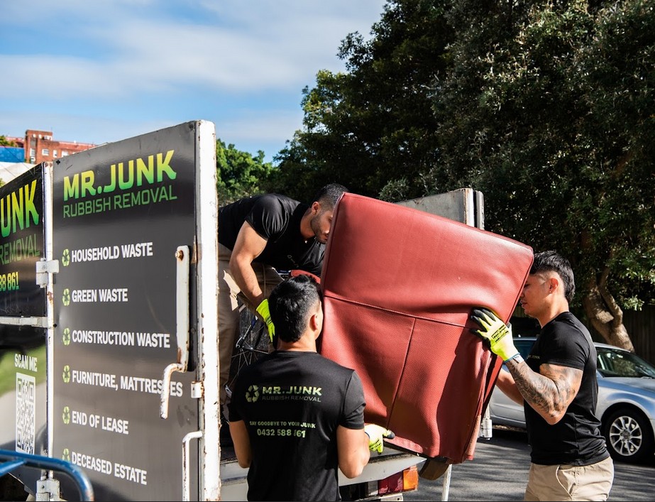 junk collection in sydney with mr junk rubbish collection